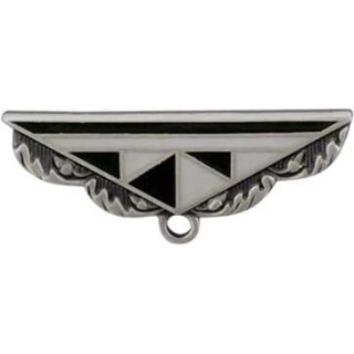 Aufhänger, Messing, massiv geprägt, altsilber, mit Scharniernadel